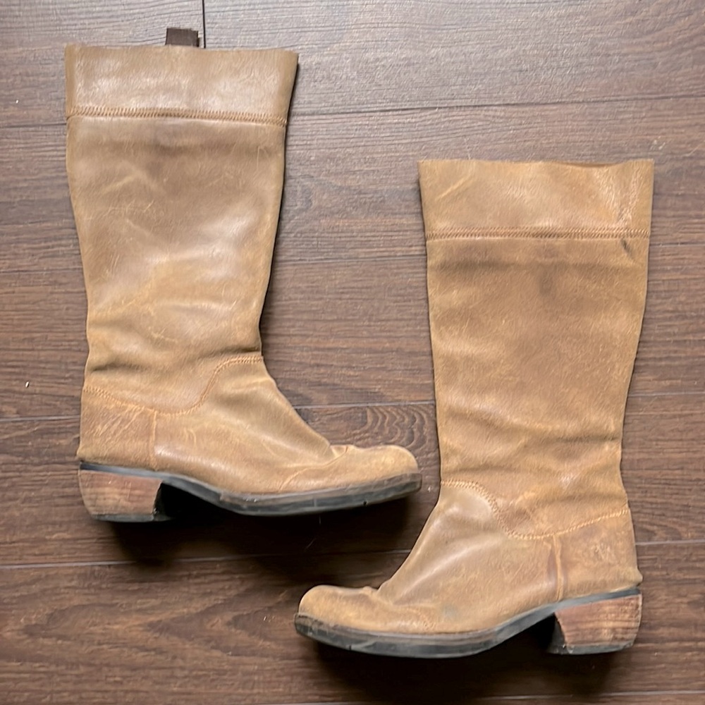 London Fly boots